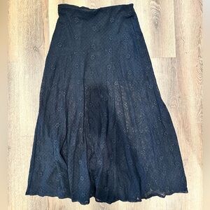 Universal Thread black lace Skirt